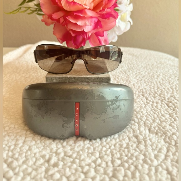 Authentic Prada sunglasses - Picture 1 of 7